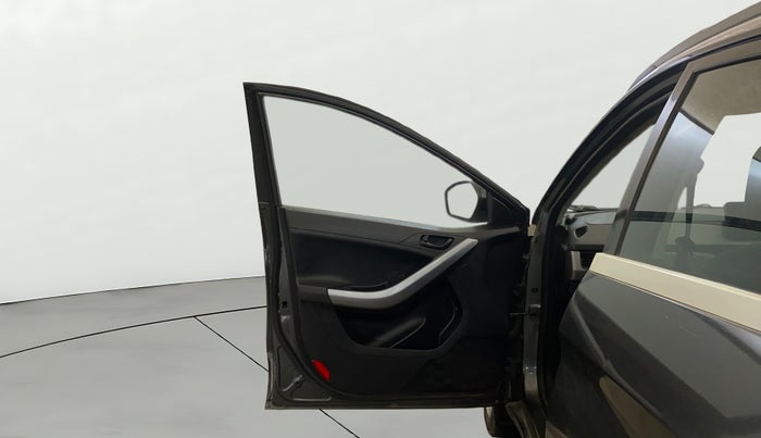 2020 Tata NEXON XM PETROL, Petrol, Manual, 72,464 km, LHS Front Door