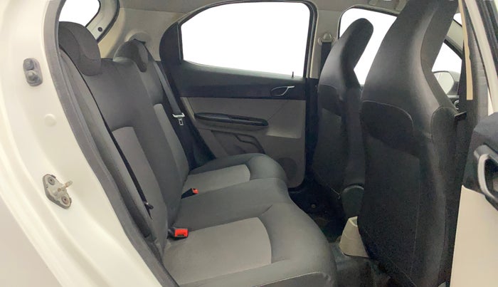 2018 Tata Tiago XT 1.2 REVOTRON, Petrol, Manual, 85,429 km, Right Side Rear Door Cabin