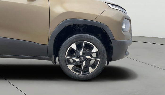 2021 Tata PUNCH CREATIVE AMT 1.2 RTN DUAL TONE, Petrol, Automatic, 29,576 km, Right Front Wheel