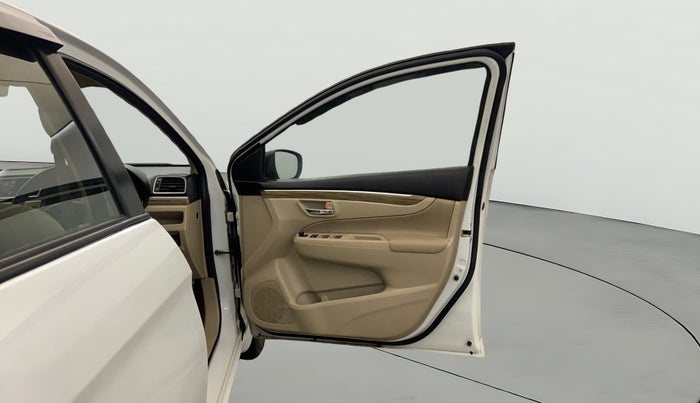 2021 Maruti Ciaz ZETA 1.5 SHVS MT PETROL, Petrol, Manual, 58,127 km, RHS Front Door