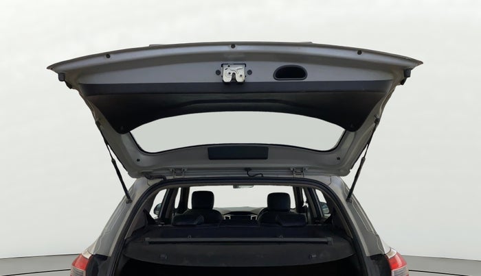 2017 Hyundai Creta SX PLUS 1.6 PETROL, Petrol, Manual, 70,673 km, Boot Door Open