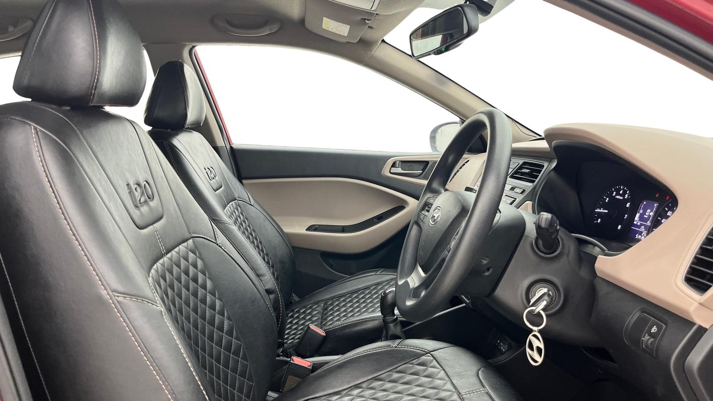 2017 Hyundai Elite i20 SPORTZ 1.2, Petrol, Manual, 51,417 km, Right Side Front Door Cabin