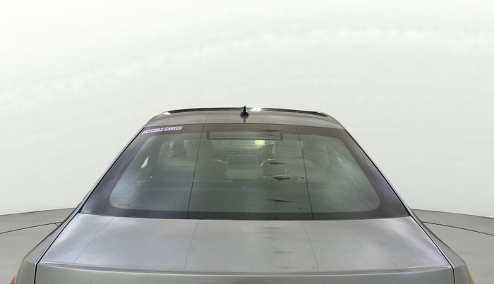 2017 Skoda Superb L&K 1.8 TSI AT, Petrol, Automatic, 42,342 km, Rear Windshield