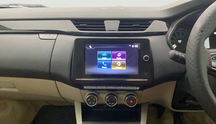 2022 Renault TRIBER RXT AMT, Petrol, Automatic, 14,440 km, Air Conditioner