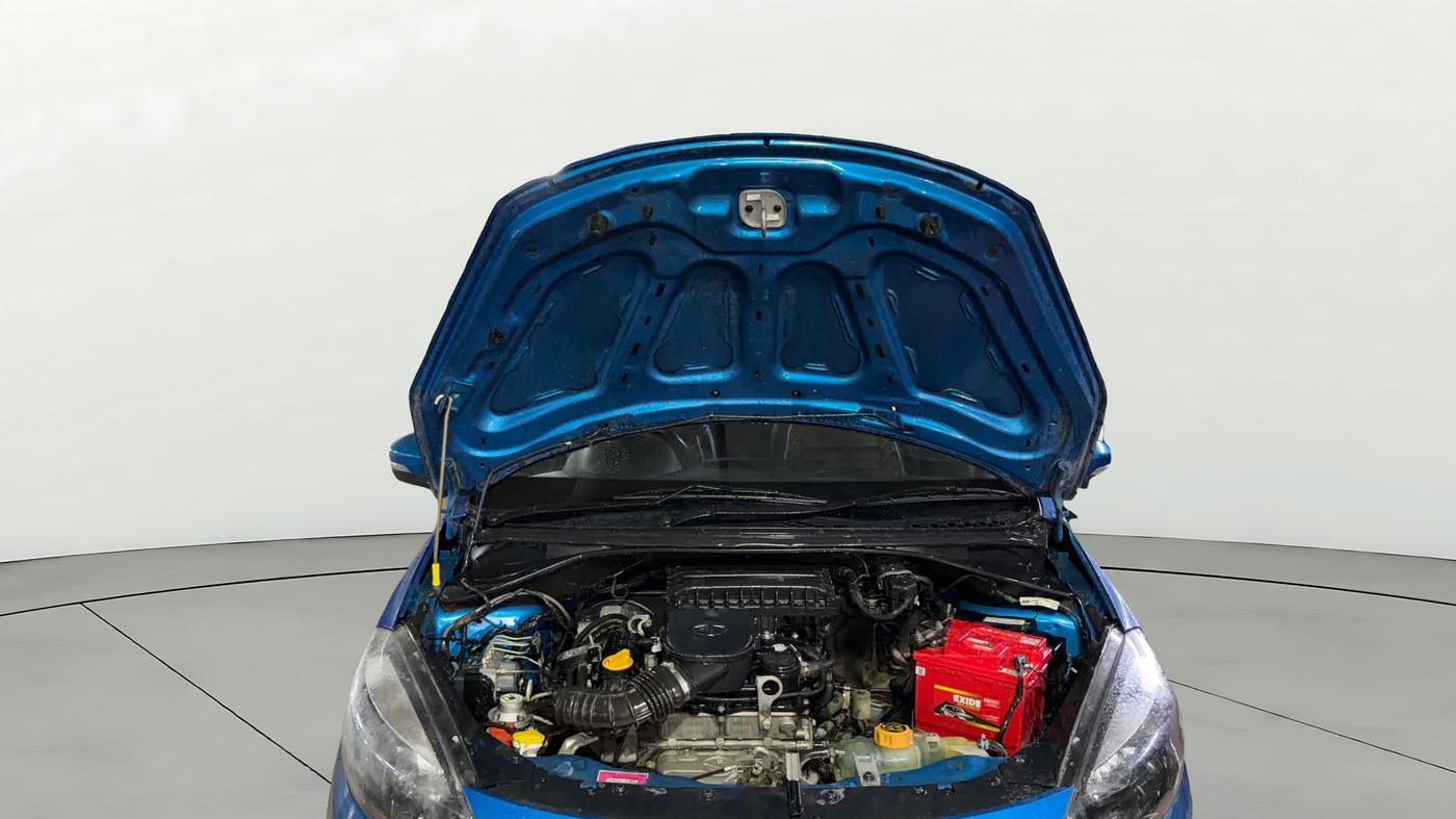 2019 Tata Tiago XZ PLUS PETROL, CNG, Manual, 80,063 km, Open Bonet