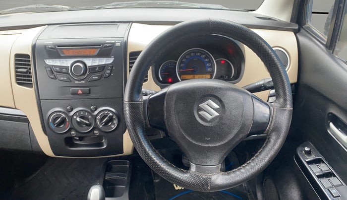 2018 Maruti Wagon R 1.0 VXI AMT, Petrol, Automatic, 23,306 km, Steering Wheel Close Up