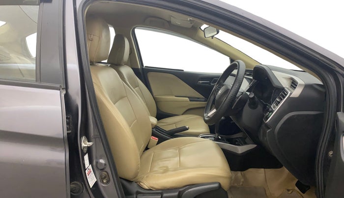 2017 Honda City 1.5L I-VTE V CVT, Petrol, Automatic, 1,14,533 km, Right Side Front Door Cabin