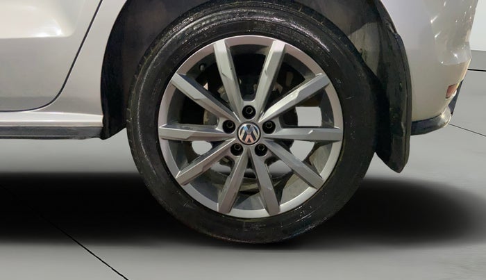 2020 Volkswagen Polo HIGHLINE PLUS 1.0L TSI, Petrol, Manual, 48,480 km, Left Rear Wheel
