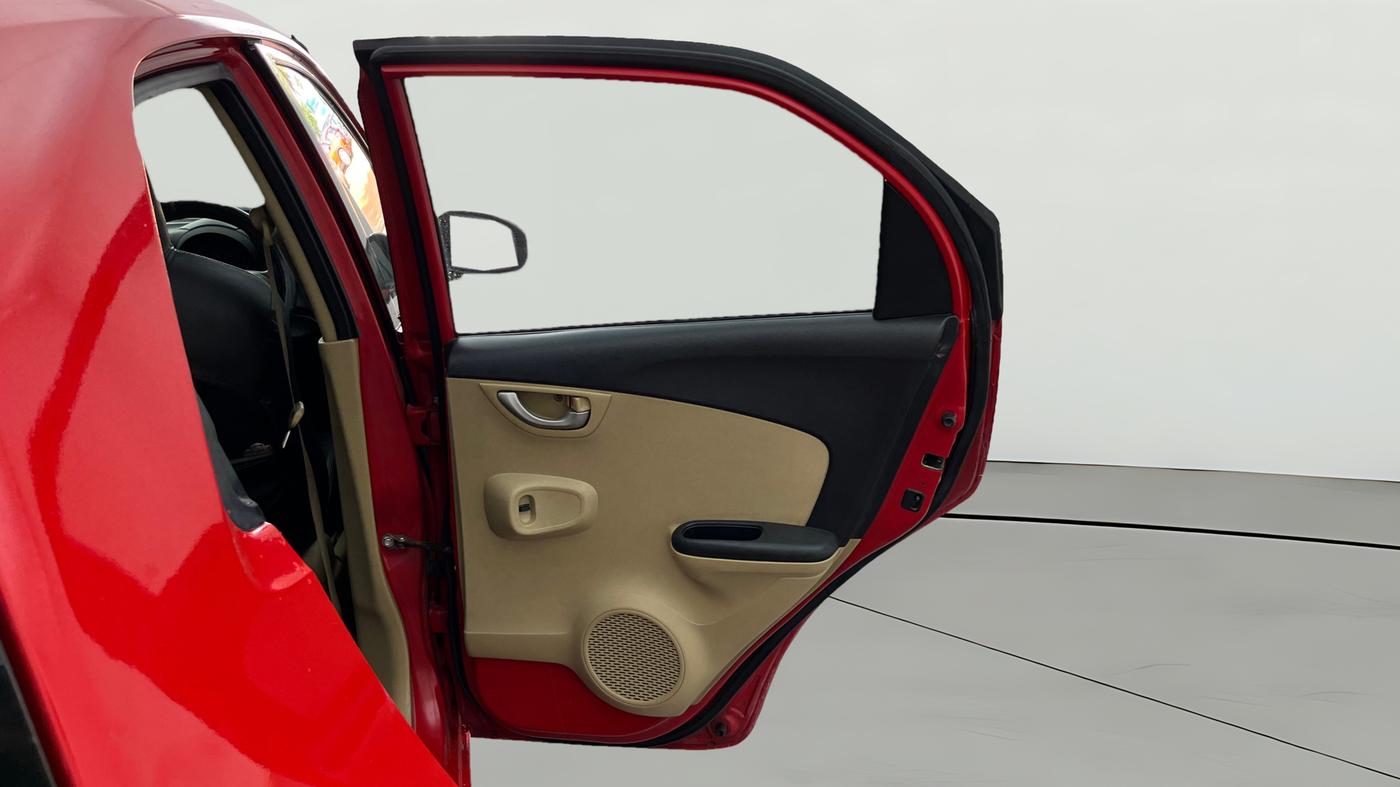 2015 Honda Brio VX AT, Petrol, Automatic, 62,075 km, RHS Rear Door