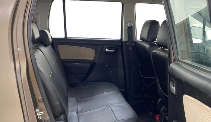 2017 Maruti Wagon R 1.0 LXI CNG, CNG, Manual, 9,868 km, Right Side Rear Door Cabin