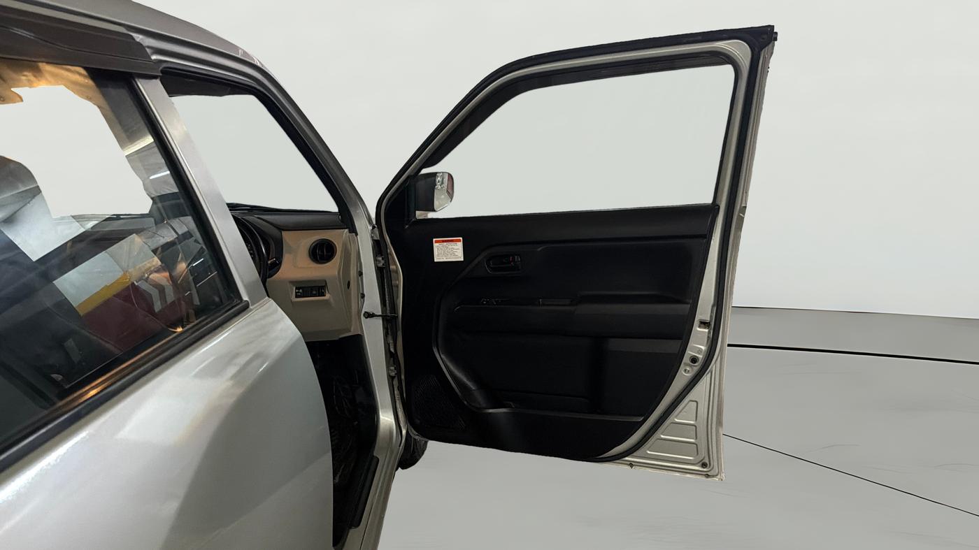 2022 Maruti New Wagon-R LXI CNG 1.0, CNG, Manual, 17,821 km, RHS Front Door