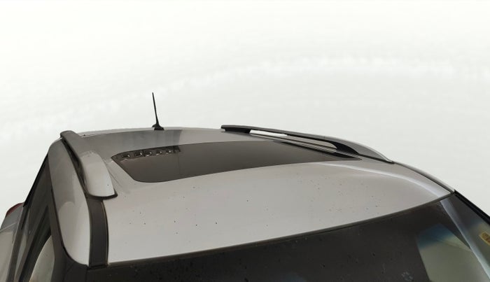 2019 Mahindra XUV300 W8 (O) 1.2 PETROL, Petrol, Manual, 62,636 km, Roof