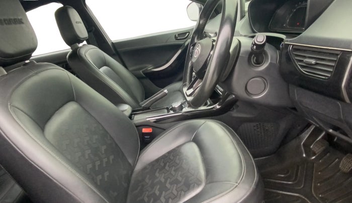 2022 Tata NEXON XZ PLUS (O) DIESEL DARK EDITION, Diesel, Manual, 90,165 km, Right Side Front Door Cabin