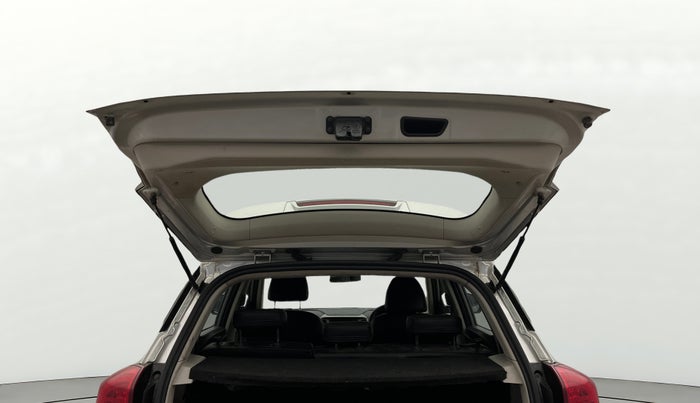 2020 Mahindra XUV300 W6 1.5 DIESEL, Diesel, Manual, 50,032 km, Boot Door Open