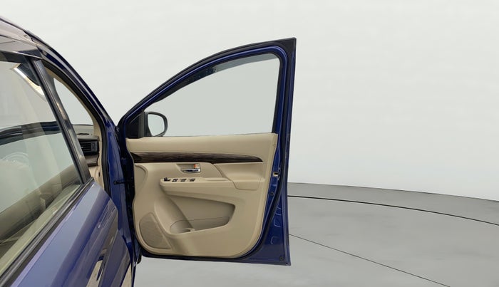 2019 Maruti Ertiga ZXI SHVS, Petrol, Manual, 47,756 km, RHS Front Door