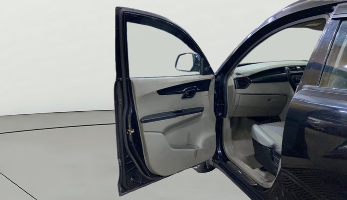 2016 Mahindra Kuv100 K4 PLUS D 6 STR, Diesel, Manual, 53,216 km, LHS Front Door