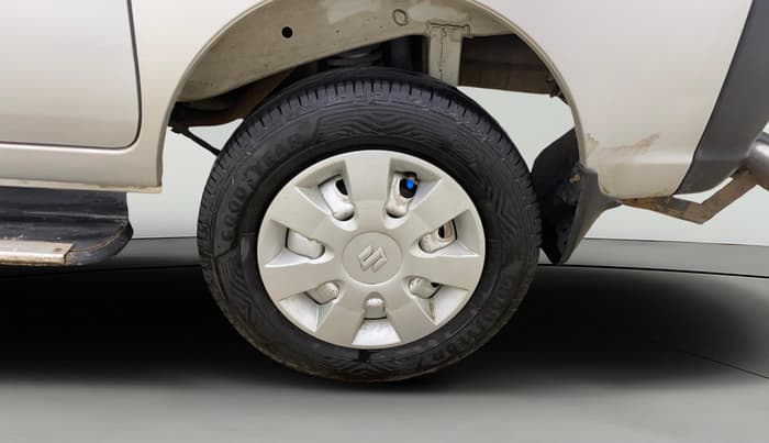 2014 Maruti Eeco 5 STR WITH A/C+HTR, Petrol, Manual, 65,957 km, Left Rear Wheel