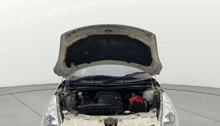 2016 Maruti Swift LXI (O), Petrol, Manual, 83,889 km, Open Bonet