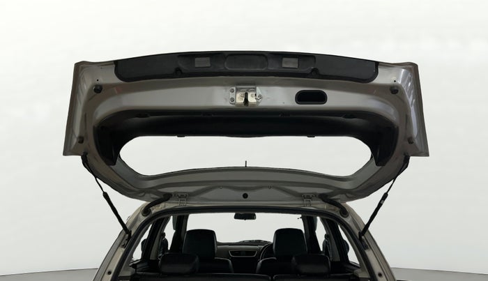 2016 Maruti Swift VXI, Petrol, Manual, 67,783 km, Boot Door Open