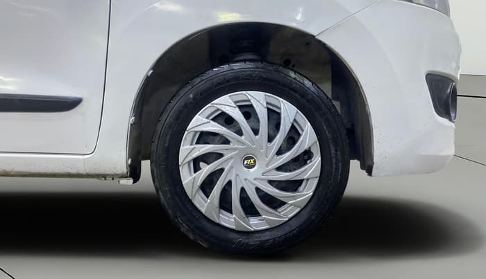 2014 Maruti Wagon R 1.0 VXI, Petrol, Manual, 1,25,276 km, Right Front Wheel