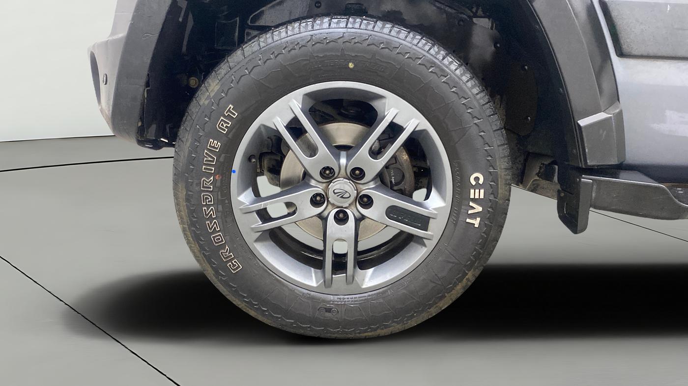 2022 Mahindra Thar LX HT PETROL 4WD MT, Petrol, Manual, 71,090 km, Left Front Wheel