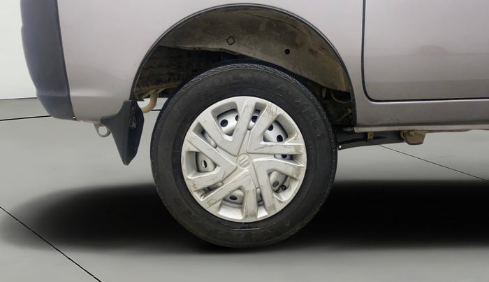 2023 Maruti Eeco 5 STR AC, Petrol, Manual, 23,933 km, Right Rear Wheel