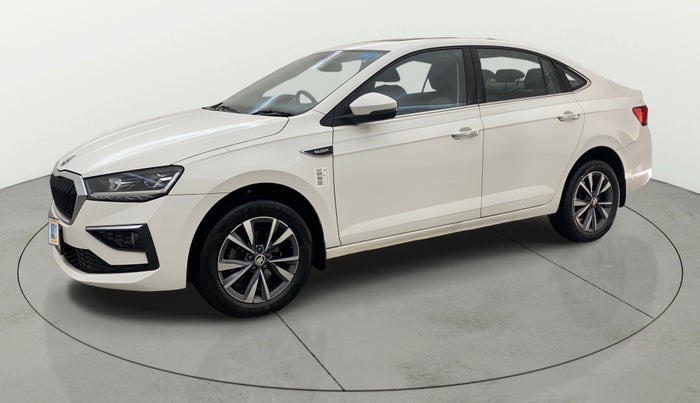 2022 Skoda SLAVIA STYLE 1.0L TSI MT, Petrol, Manual, 27,130 km, Left Front Diagonal