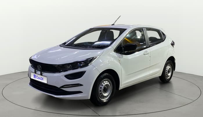 2023 Tata ALTROZ XE PLUS PETROL, Petrol, Manual, 20,497 km, Left Front Diagonal