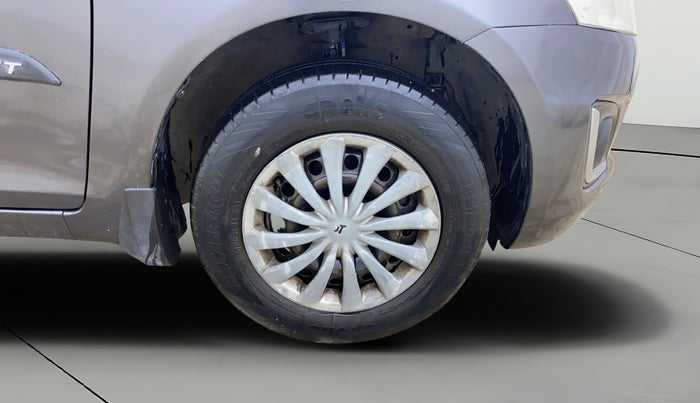 2015 Maruti Swift VXI, Petrol, Manual, 73,384 km, Right Front Wheel