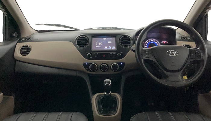2017 Hyundai Grand i10 SPORTZ (O) 1.2 KAPPA VTVT, Petrol, Manual, 82,076 km, Dashboard