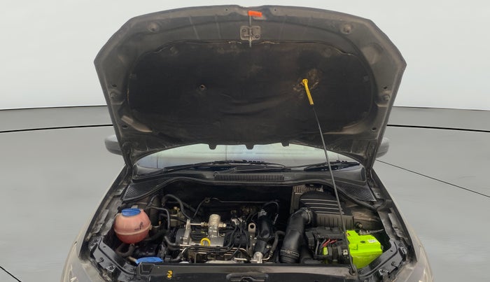 2014 Volkswagen Vento HIGHLINE PETROL AT, Petrol, Automatic, 92,209 km, Open Bonet