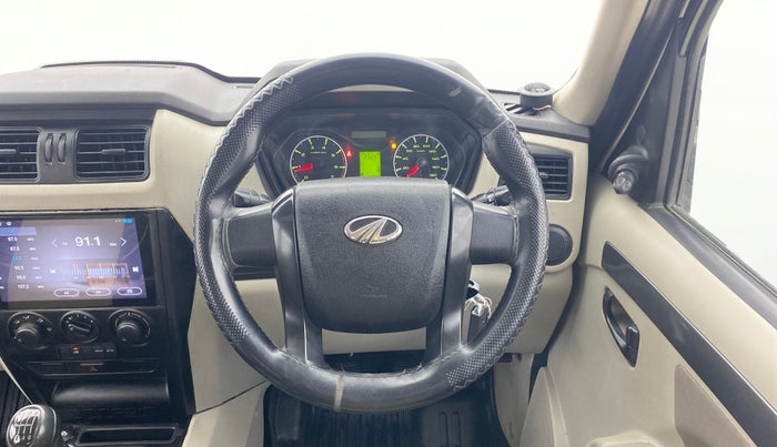 2021 Mahindra Scorpio S5, Diesel, Manual, 71,605 km, Steering Wheel Close Up