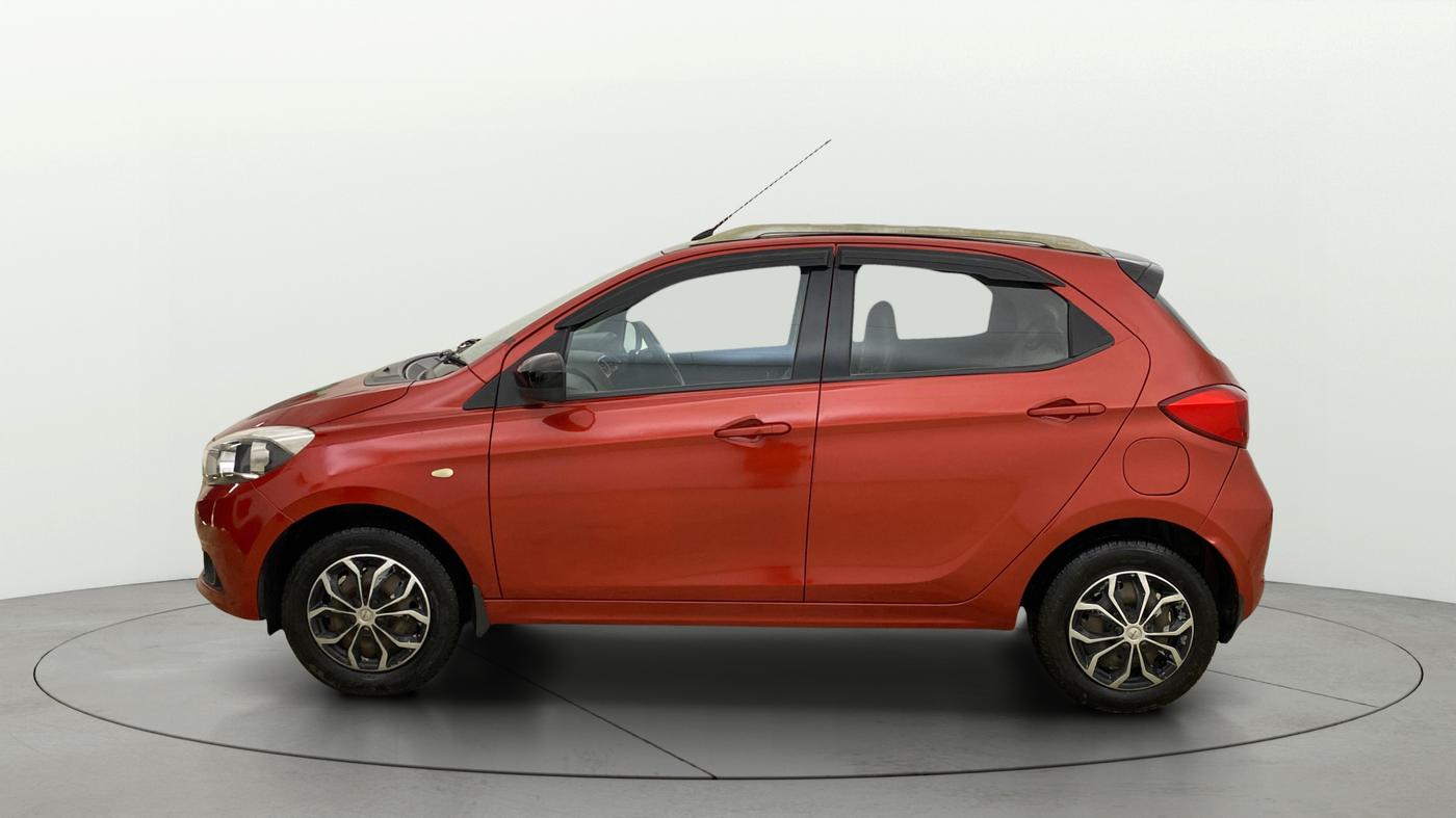 2017 Tata Tiago WIZZ EDITION PETROL, Petrol, Manual, 29,362 km, Left Side