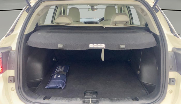 2017 Jeep Compass LONGITUDE (O) 2.0 DIESEL, Diesel, Manual, 68,398 km, Boot Open Zoomed View