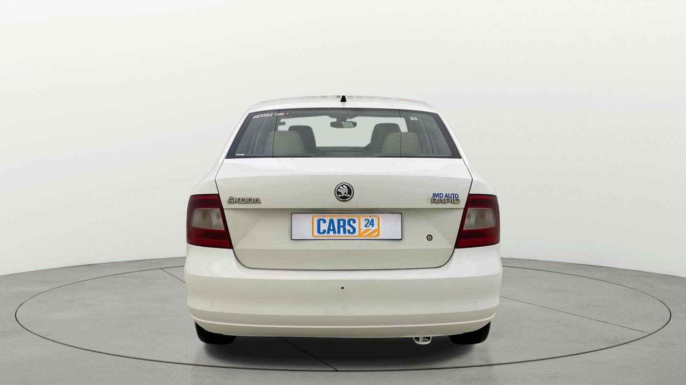 2016 Skoda Rapid 1.5 TDI CR STYLE PLUS AT, Diesel, Automatic, 1,10,839 km, Back/Rear
