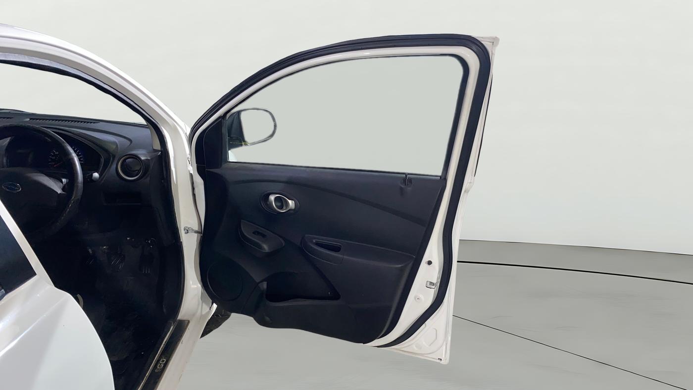 2018 Datsun Go T, Petrol, Manual, 30,428 km, RHS Front Door