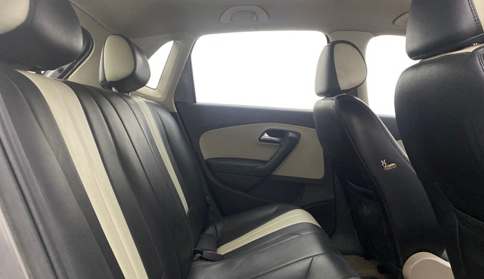 2013 Volkswagen Polo COMFORTLINE 1.2L, Diesel, Manual, 97,390 km, Right Side Rear Door Cabin