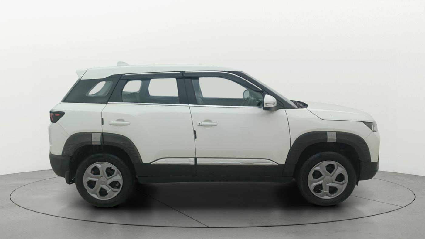 2024 Maruti BREZZA VXI AT SMART HYBRID, Petrol, Automatic, 19,851 km, Right Side View