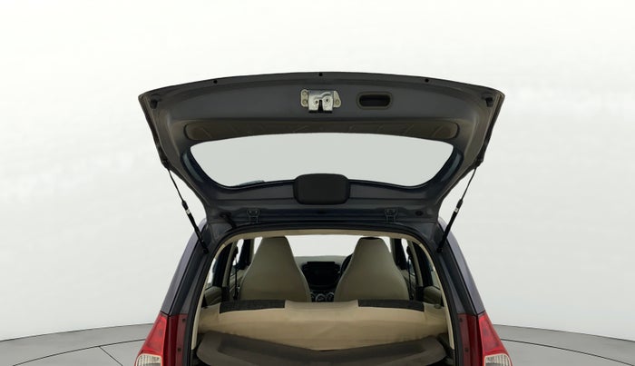 2014 Hyundai i10 SPORTZ 1.1, Petrol, Manual, 60,026 km, Boot Door Open