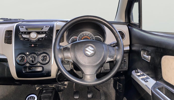 2014 Maruti Wagon R 1.0 VXI, Petrol, Manual, 1,30,697 km, Steering Wheel Close Up