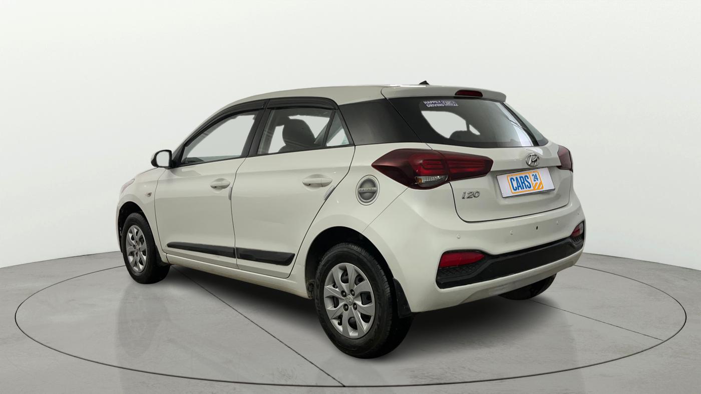 2018 Hyundai Elite i20 MAGNA EXECUTIVE 1.2, Petrol, Manual, 67,202 km, Left Back Diagonal