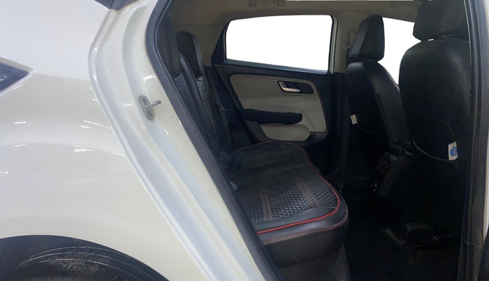 2021 Tata ALTROZ XZ DIESEL, Diesel, Manual, 59,189 km, Right Side Rear Door Cabin