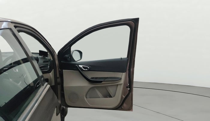 2017 Tata Tiago XZ PETROL, Petrol, Manual, 84,416 km, RHS Front Door