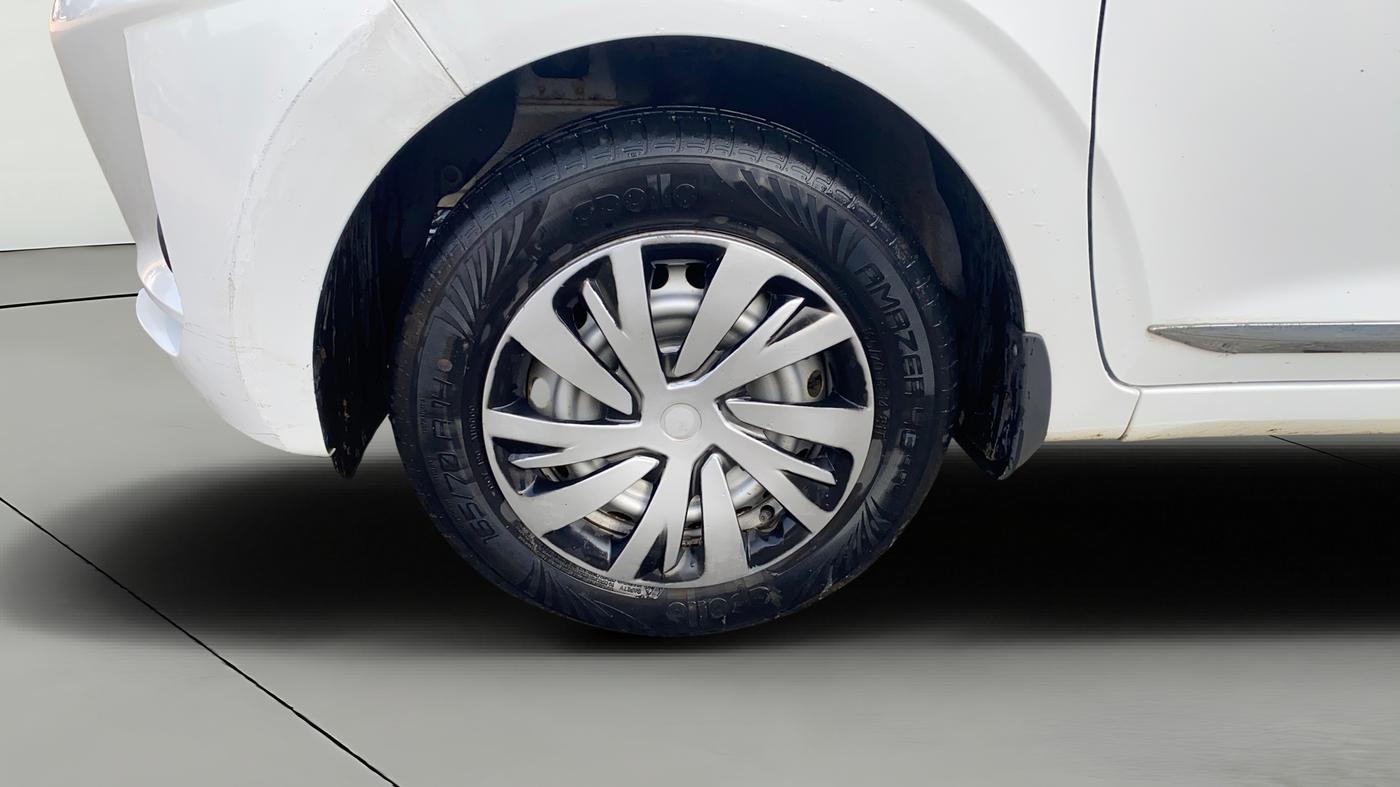 2021 Hyundai GRAND I10 NIOS ERA 1.2 KAPPA VTVT, Petrol, Manual, 36,367 km, Left Front Wheel