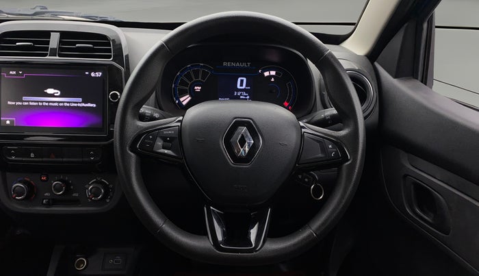 2023 Renault Kwid RXT 1.0, Petrol, Manual, 31,084 km, Steering Wheel Close Up