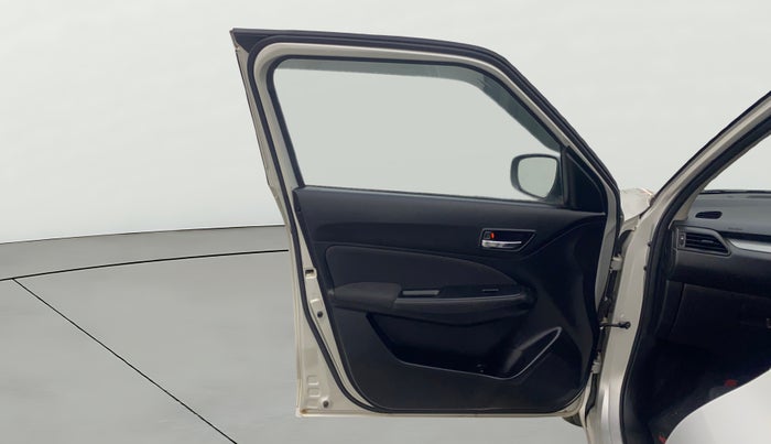 2018 Maruti Swift VDI AMT, Diesel, Automatic, 95,619 km, LHS Front Door