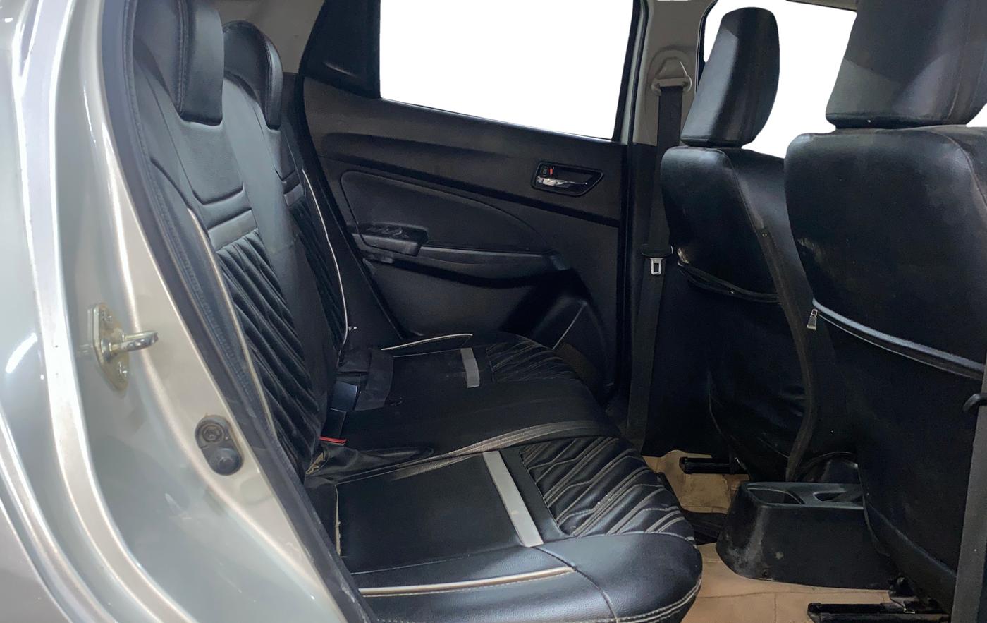 2020 Maruti Swift VXI, Petrol, Manual, 49,893 km, Right Side Rear Door Cabin