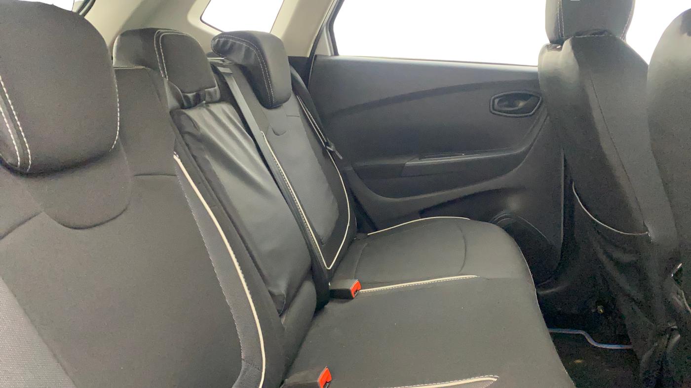 2018 Renault Captur RXE PETROL, Petrol, Manual, 22,704 km, Right Side Rear Door Cabin
