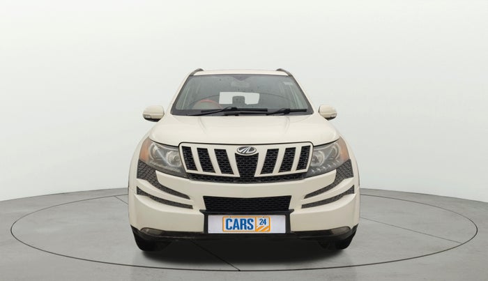 2017 Mahindra XUV500 W6, Diesel, Manual, 96,266 km, Front