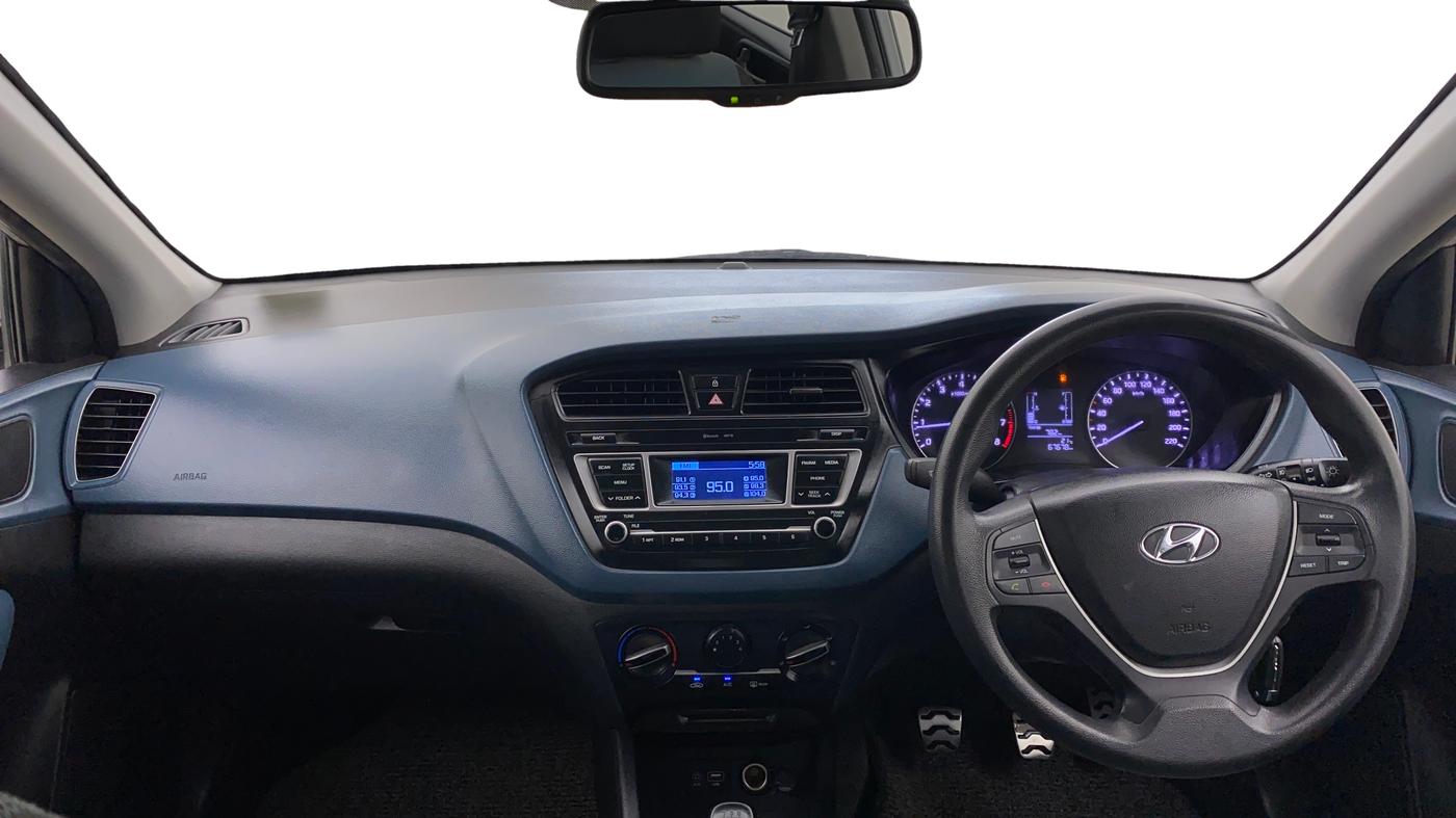 2016 Hyundai i20 Active 1.2 S, CNG, Manual, 67,663 km, Dashboard